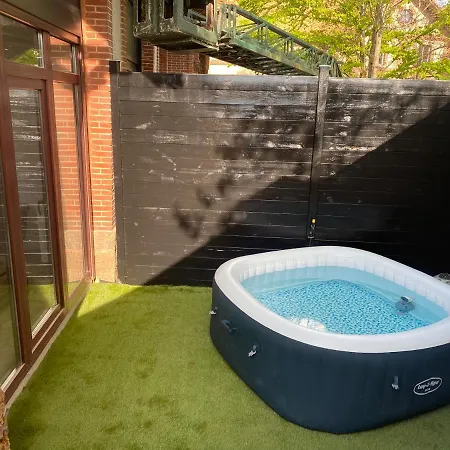 Studio Duplex Avec Spa Et Cour Privee Bonnelles Exterior foto
